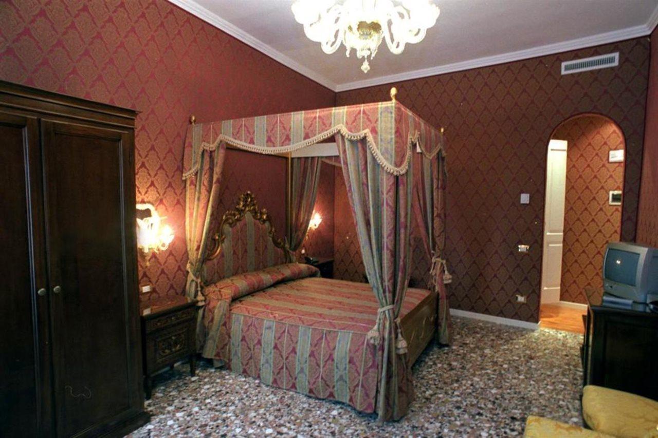 Casa Pisani Canal Hotel Venedig Eksteriør billede