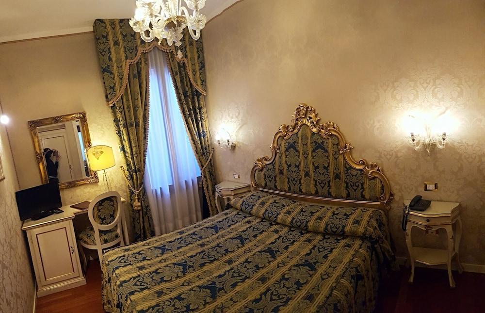 Casa Pisani Canal Hotel Venedig Eksteriør billede